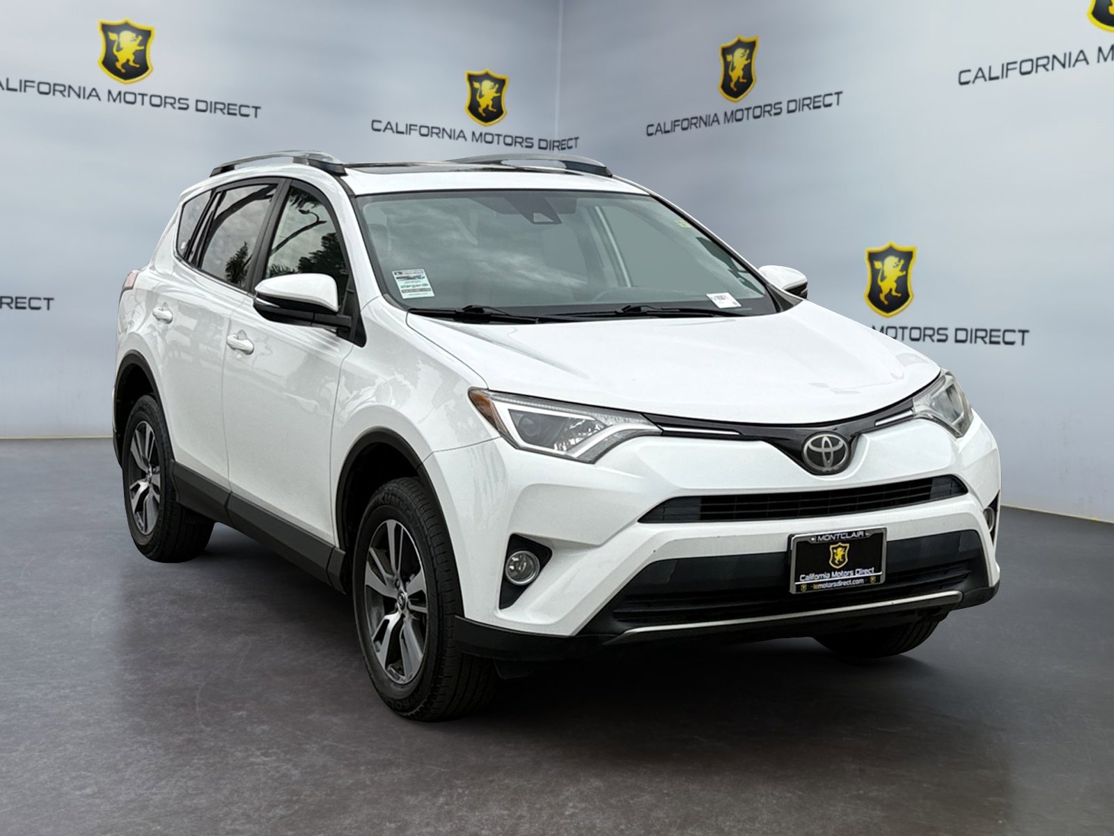 Used 2017 Toyota RAV4 XLE image 7