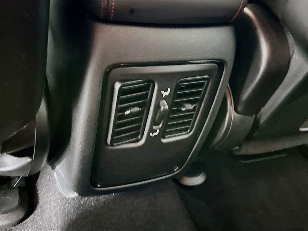 Certified 2024 Dodge Durango R/T image 33