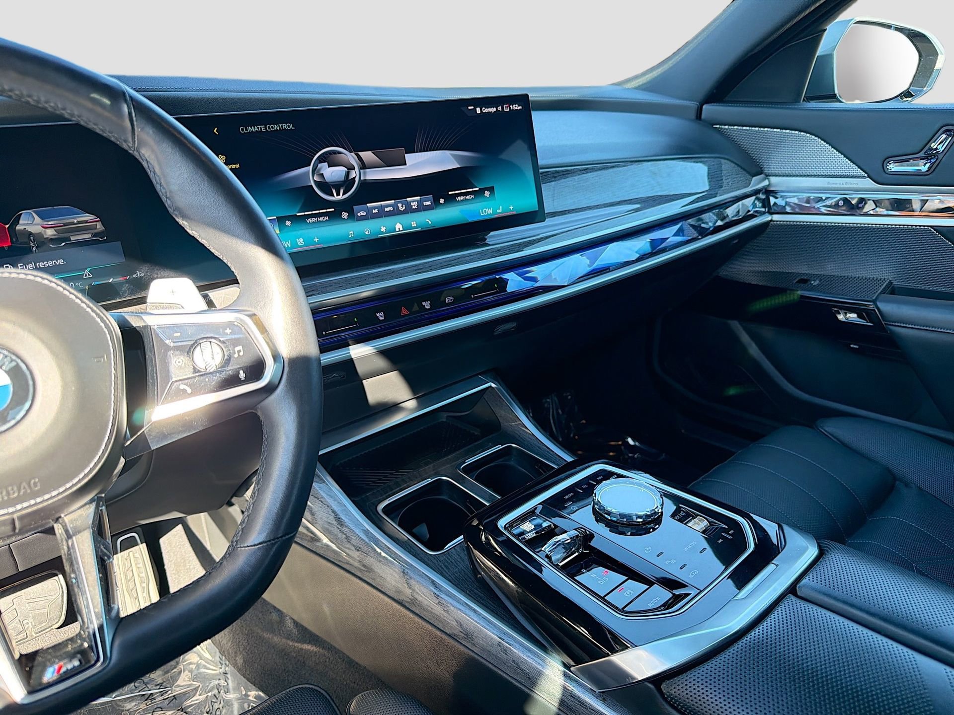 Certified 2024 BMW 740i image 29