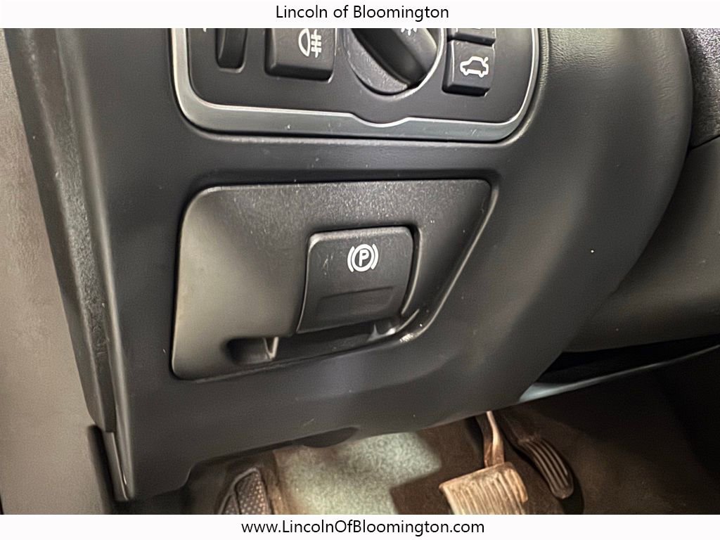 Used 2018 Volvo S60 T5 Inscription w/ Technology Package image 33