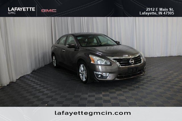 Used 2015 Nissan Altima 2.5 SL w/ Technology Package