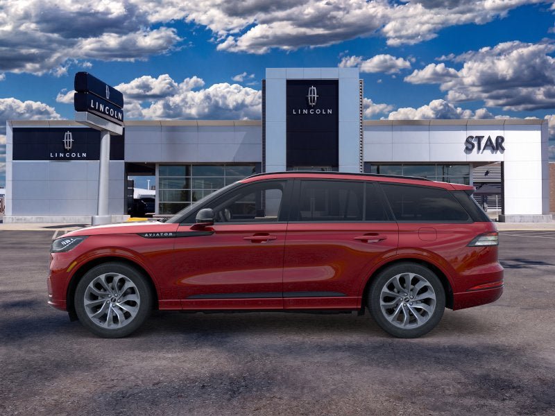 New 2026 Lincoln Aviator AWD w/ Jet Appearance Package image 3