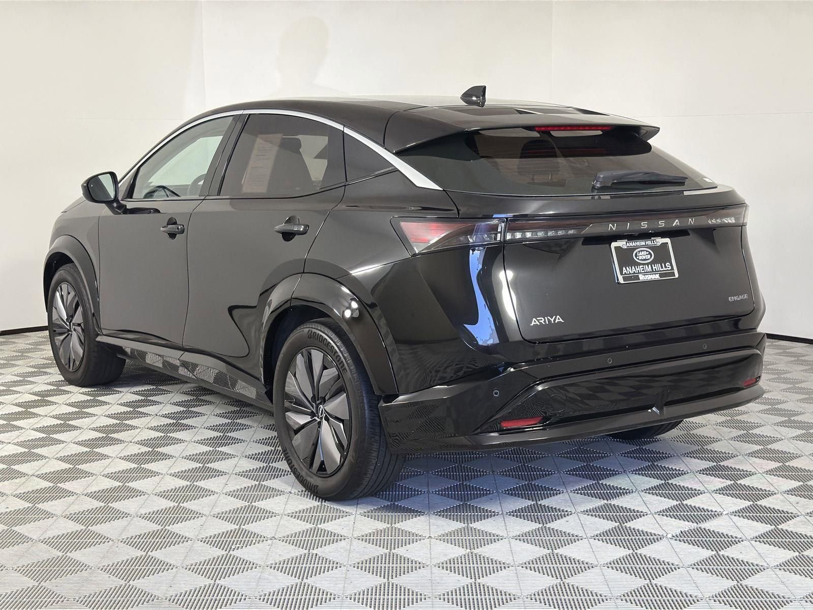 Used 2024 Nissan Ariya FWD image 3