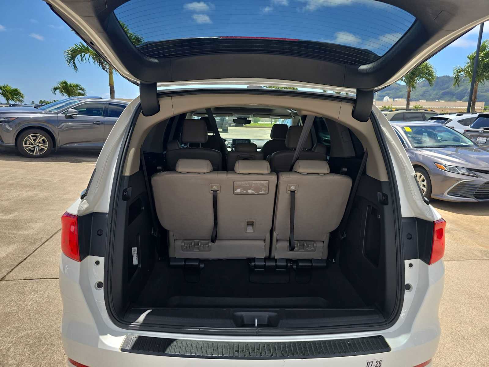 Used 2023 Honda Odyssey EX-L image 21