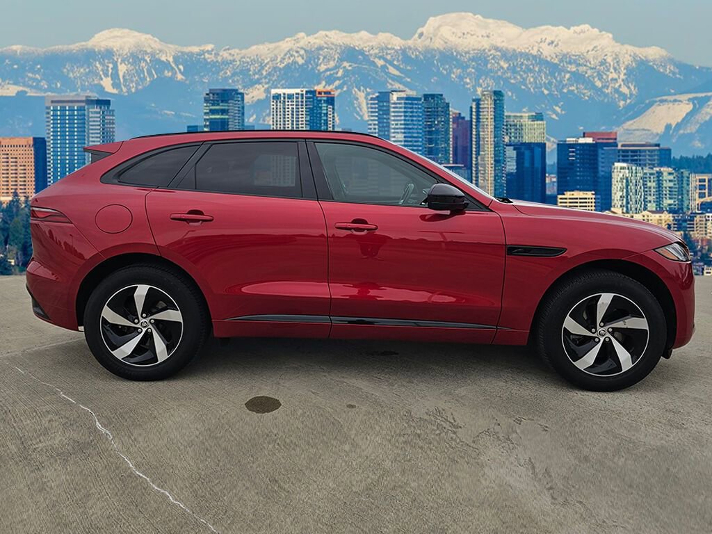 Used 2024 Jaguar F-PACE R-Dynamic S image 8