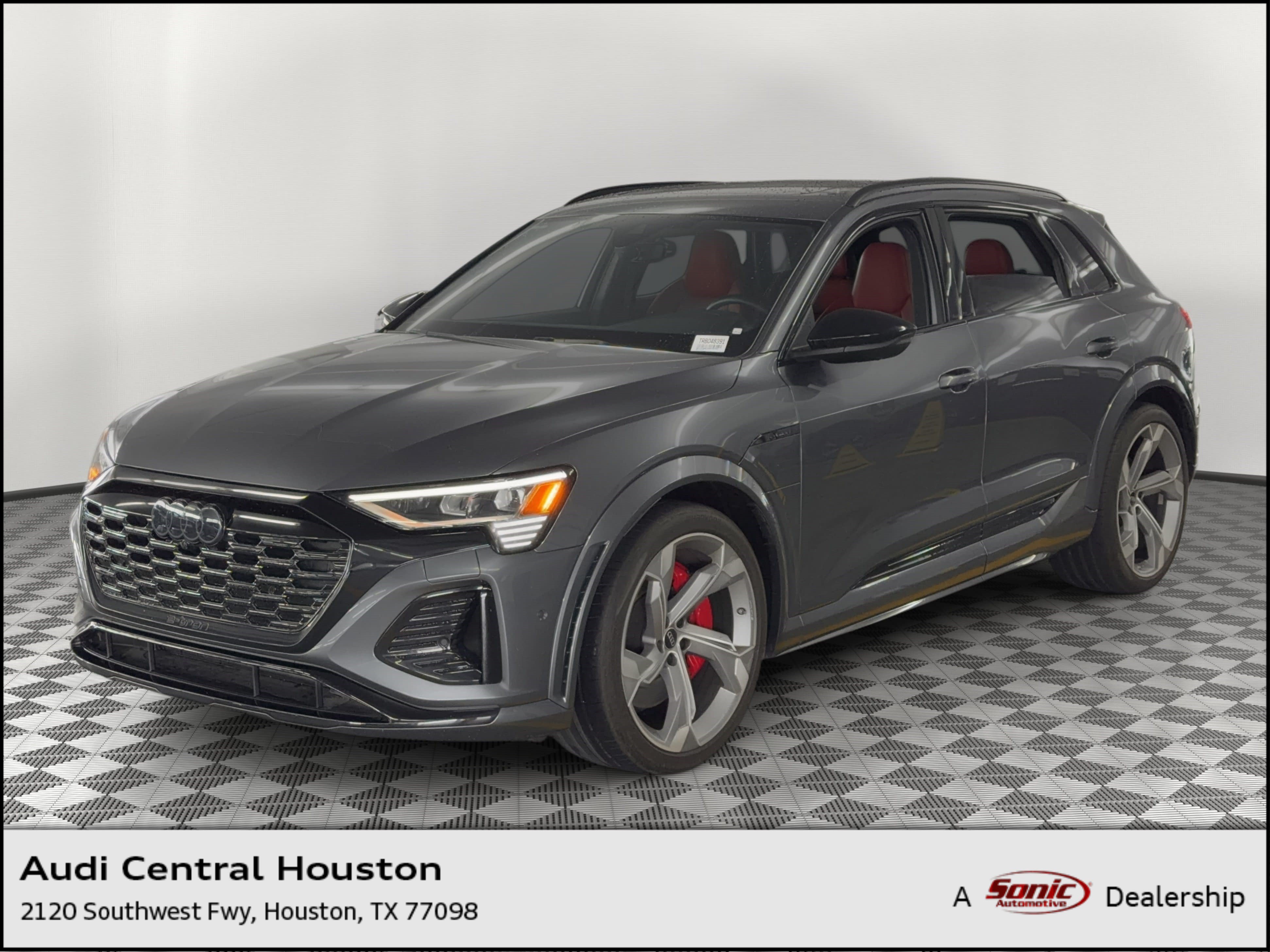 Certified 2024 Audi SQ8 e-tron Premium Plus w/ Black Optic Package