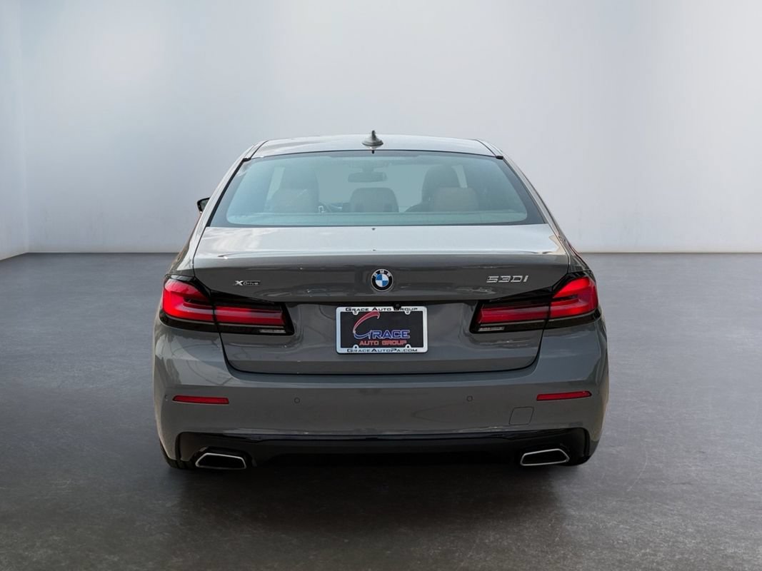 Used 2022 BMW 530i xDrive w/ Convenience Package AWD/4WD image 6