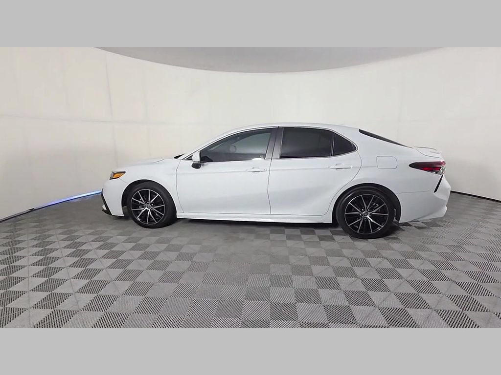 Used 2024 Toyota Camry SE FWD image 46