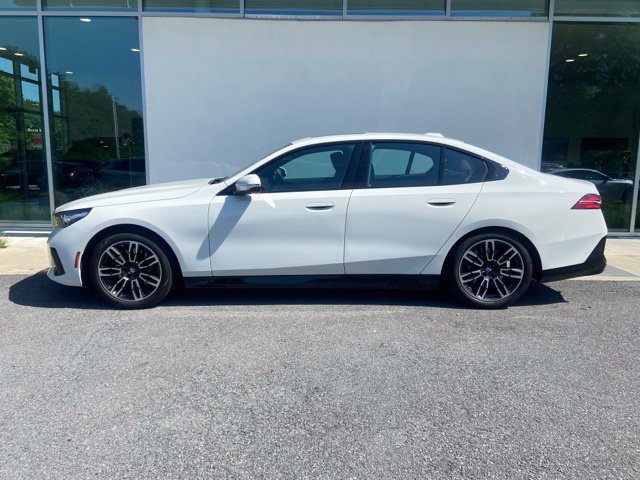 Certified 2024 BMW 530i xDrive w/ M Sport Package AWD/4WD image 2