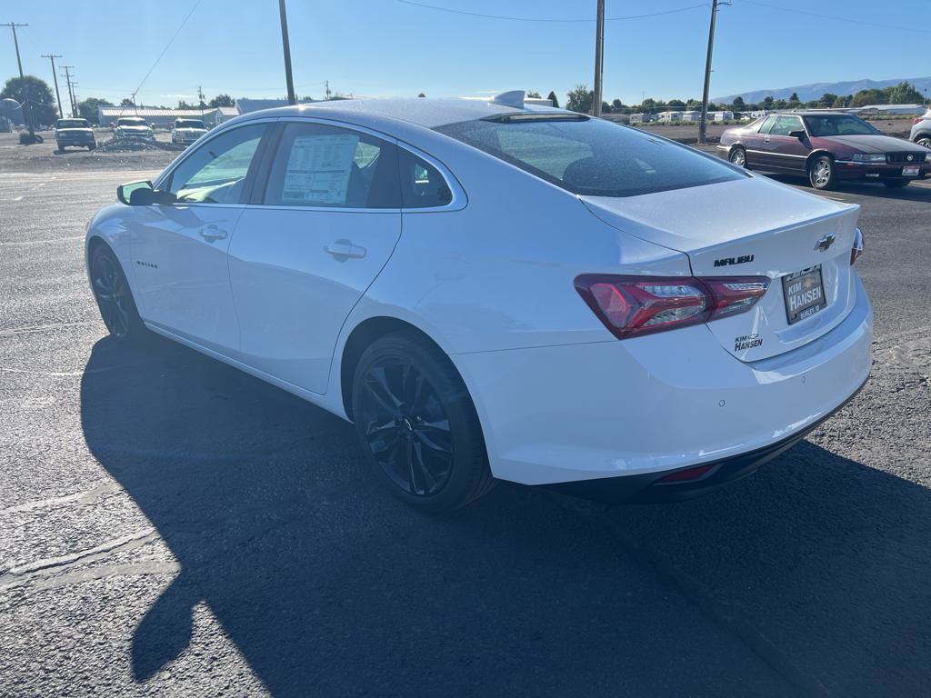 New 2025 Chevrolet Malibu LT w/ Sport Edition FWD image 5