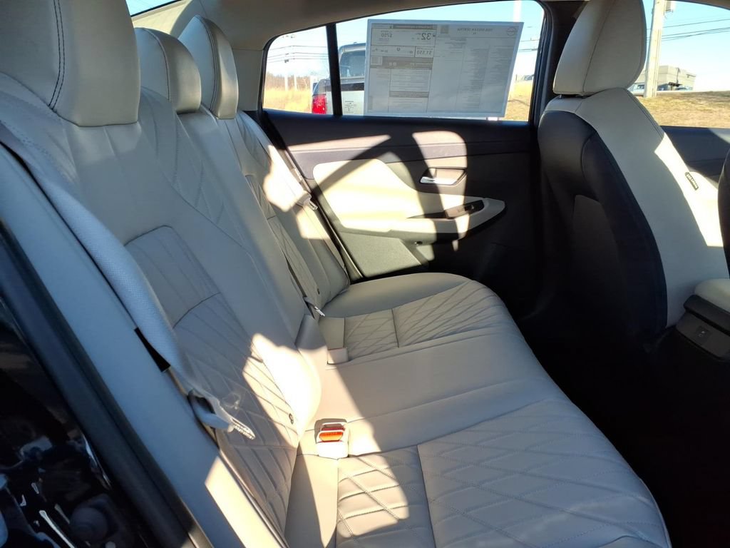 New 2026 Nissan Sentra SL w/ Floor Mat Package FWD image 9