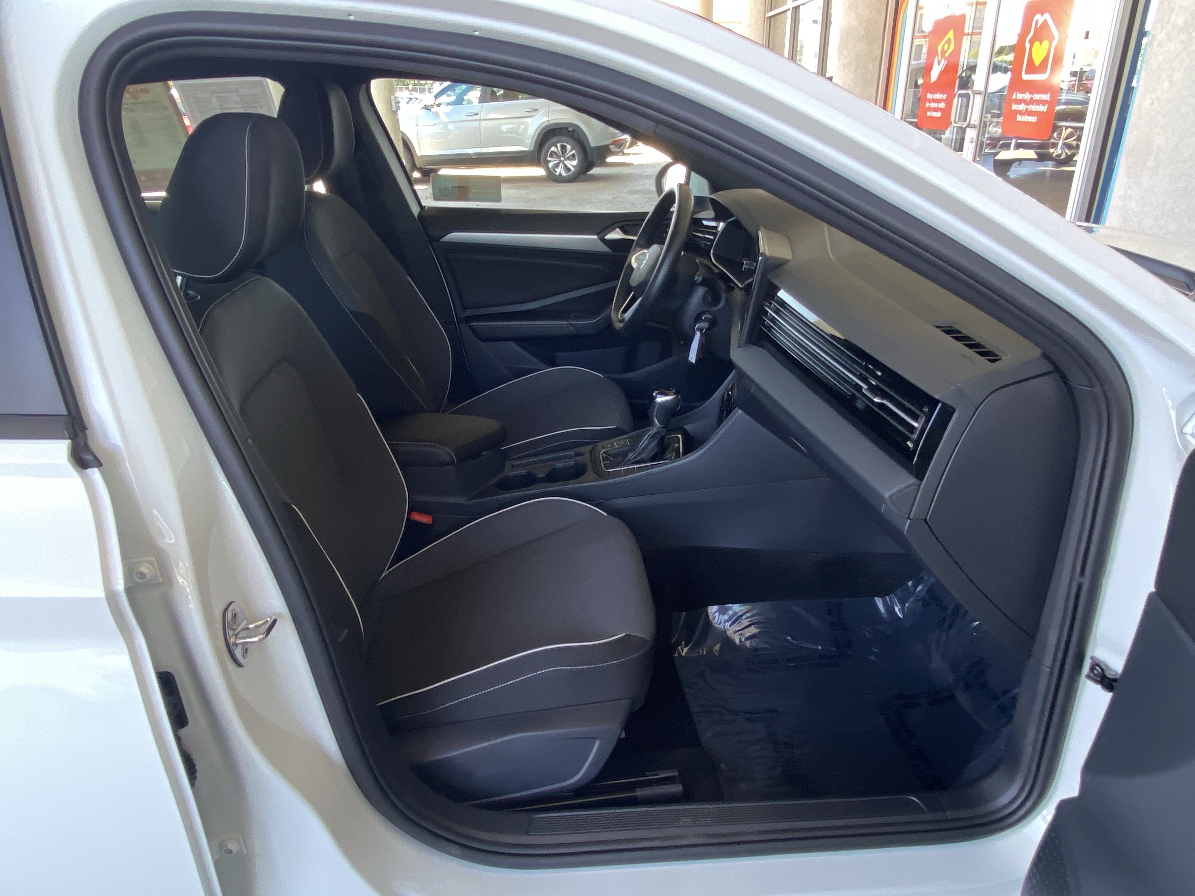 Certified 2026 Volkswagen Jetta Sport FWD image 33