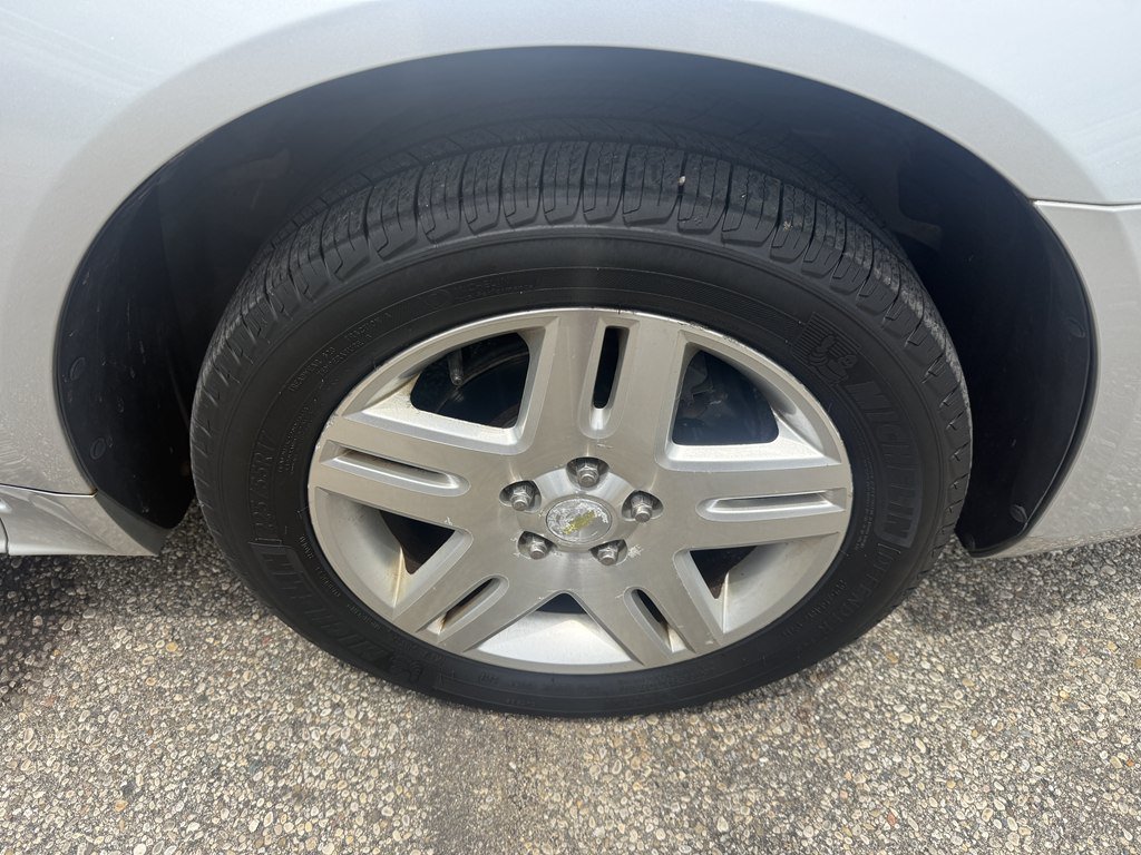 Used 2012 Chevrolet Impala LT FWD image 7