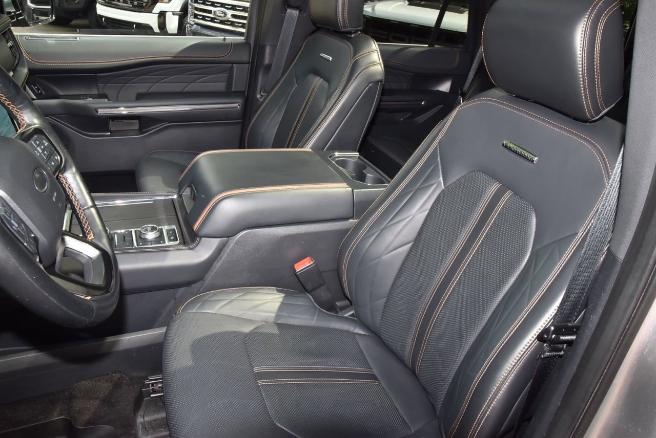 Certified 2023 Ford Expedition Platinum image 33