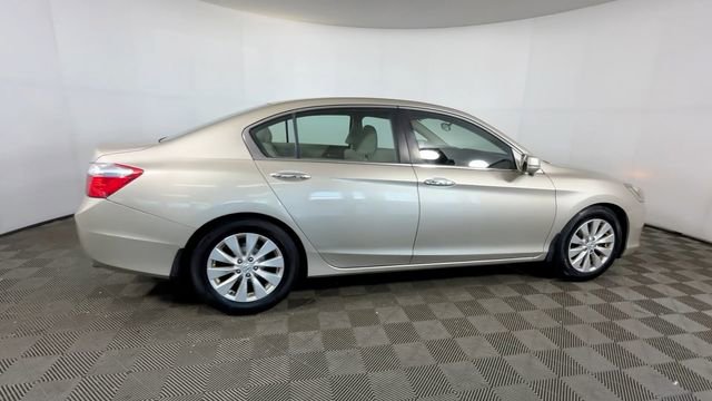Used 2015 Honda Accord EX image 4