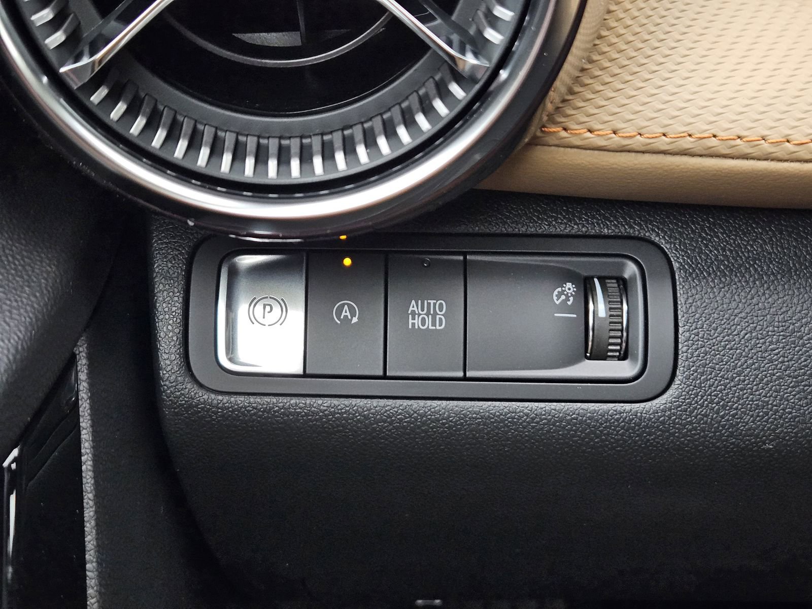 New 2026 Chevrolet Equinox ACTIV w/ Convenience Package III FWD image 22