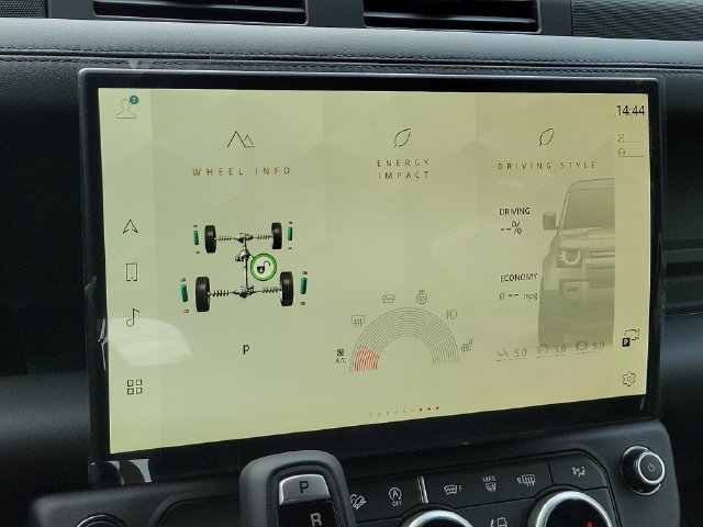 New 2026 Land Rover Defender 110 X-Dynamic SE AWD/4WD image 27
