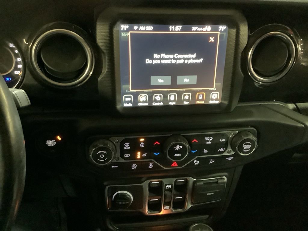 Used 2021 Jeep Wrangler Unlimited Sahara image 37