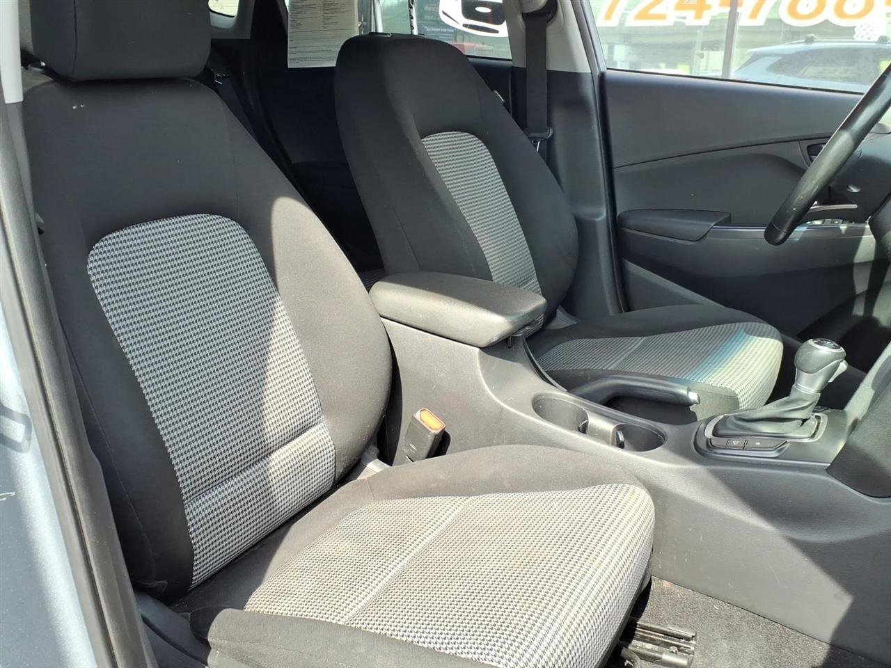 Used 2021 Hyundai Kona SEL FWD image 7