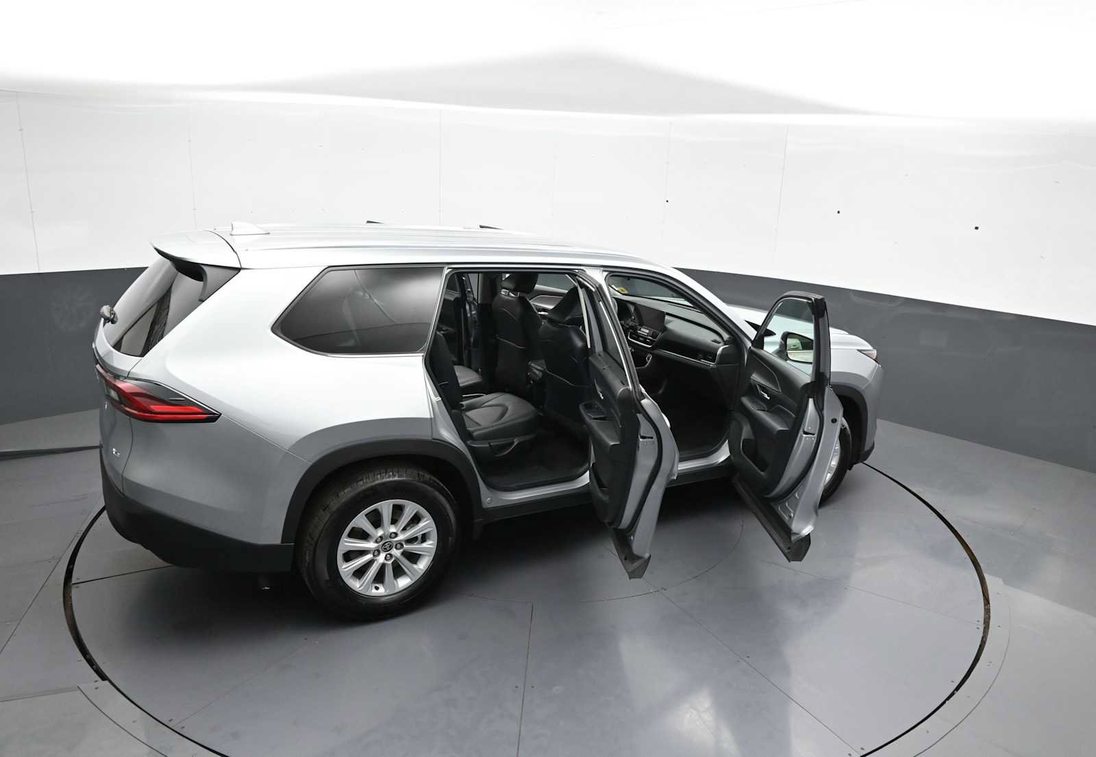 Certified 2025 Toyota Grand Highlander AWD image 47