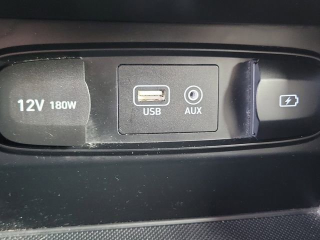 Used 2019 Hyundai Santa Fe Limited image 15