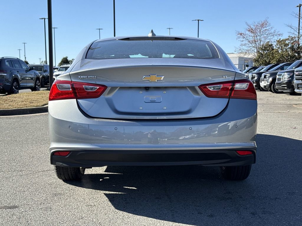Used 2024 Chevrolet Malibu LT image 4
