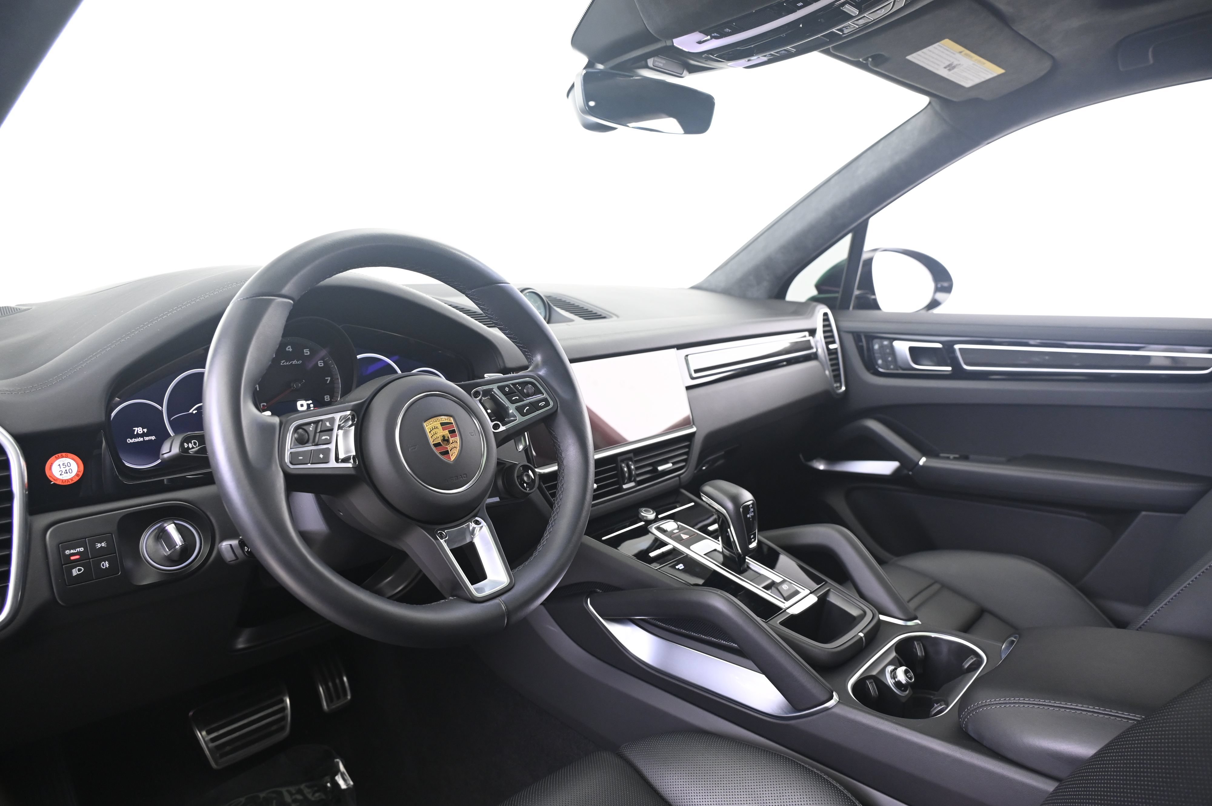 Used 2023 Porsche Cayenne Turbo AWD/4WD image 28