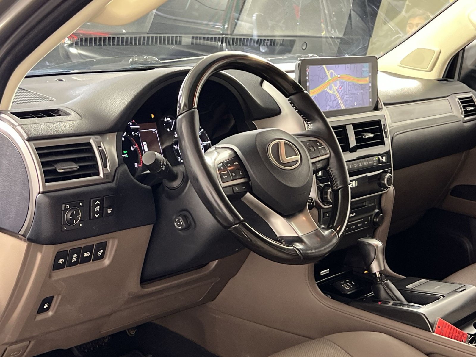 Used 2023 Lexus GX 460 Premium w/ Premium Package AWD/4WD image 16