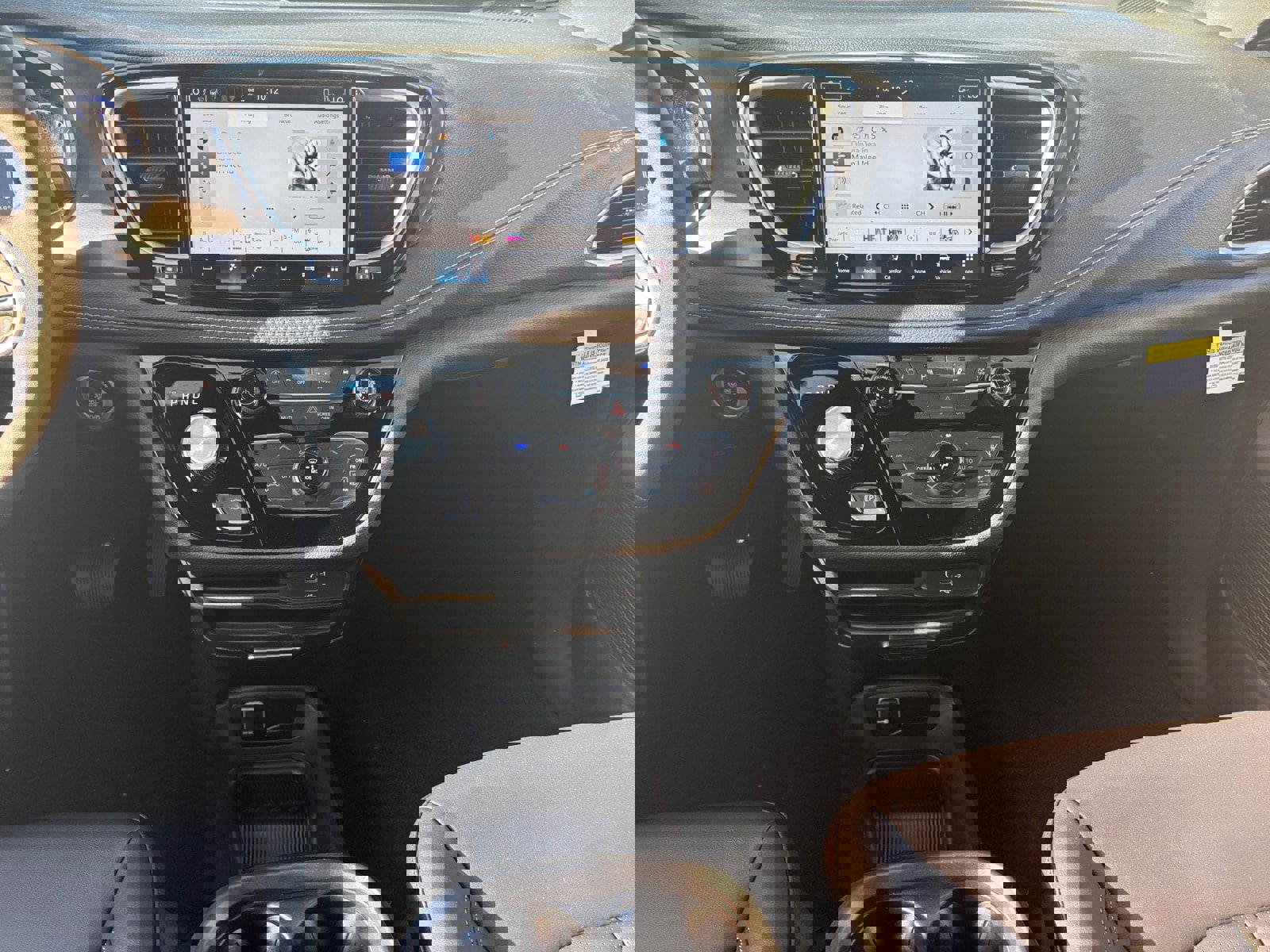 New 2026 Chrysler Pacifica Select image 11