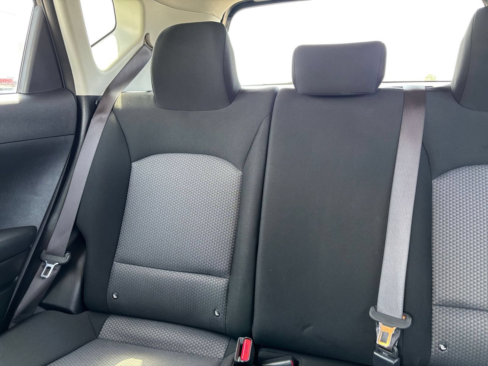 Used 2025 Kia Soul LX w/ LX Technology Package FWD image 36