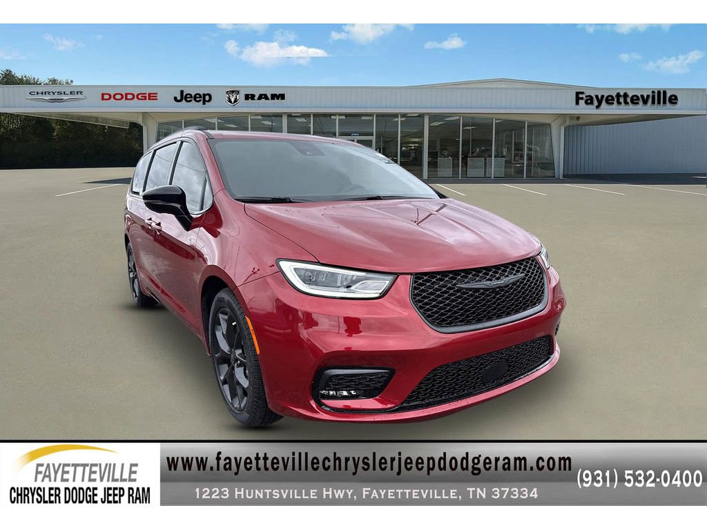 New 2026 Chrysler Pacifica Limited w/ S Appearance Package