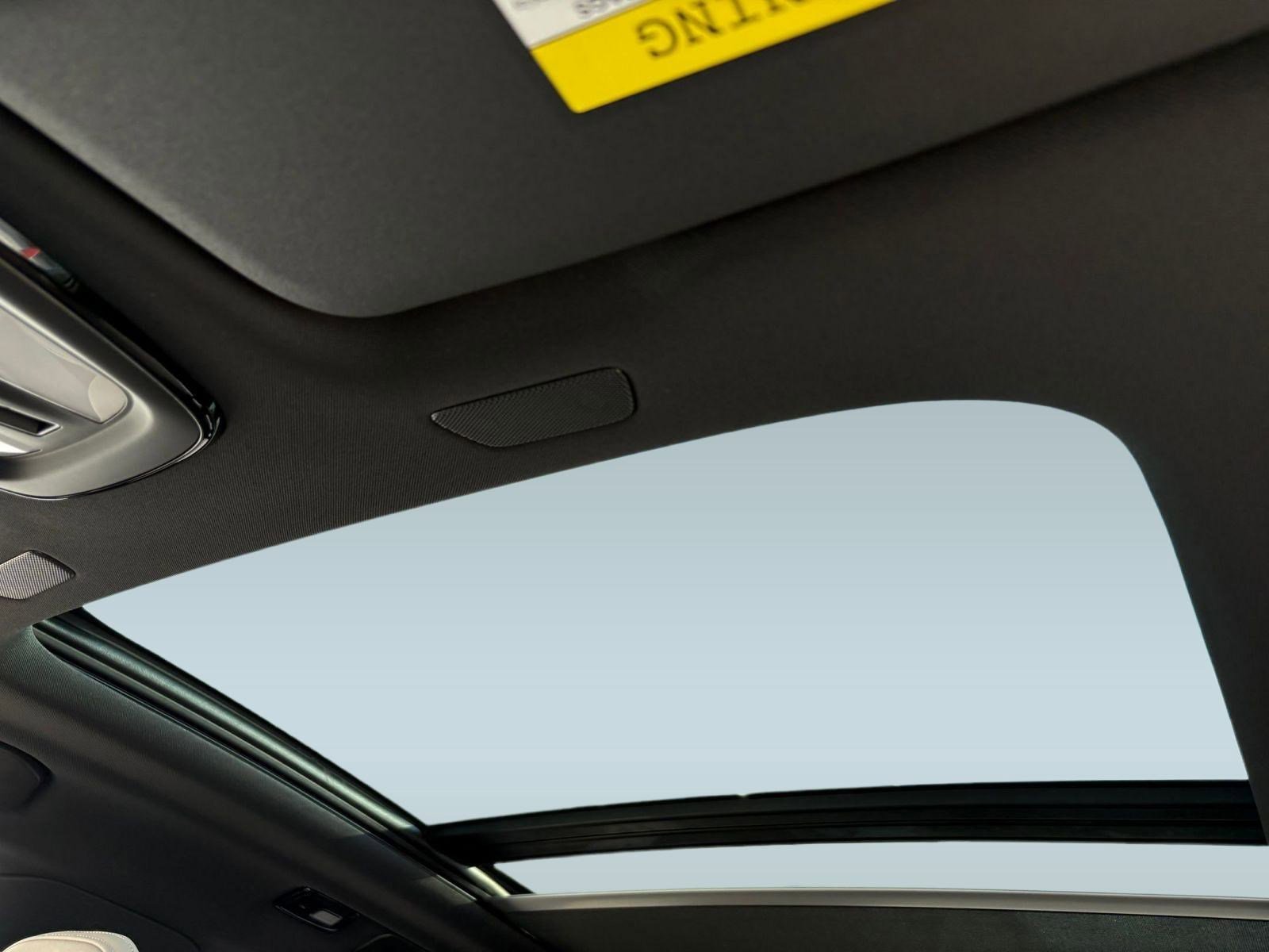 New 2026 Volvo XC60 B5 Plus w/ Protection Package Premier image 31