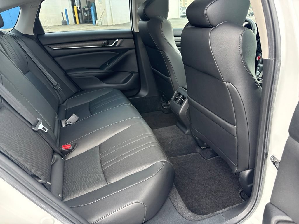 Used 2020 Honda Accord EX-L image 32