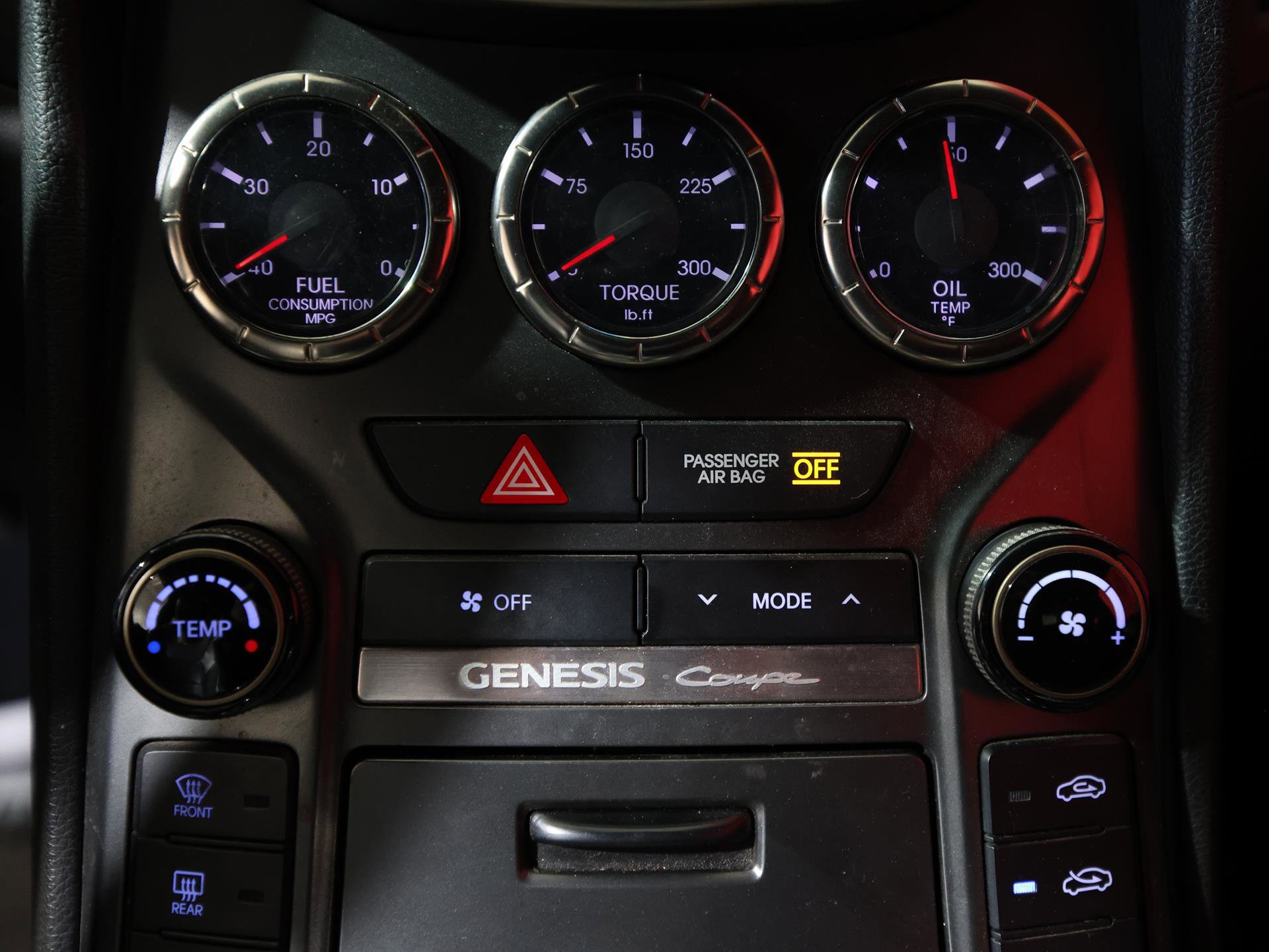 Used 2014 Hyundai Genesis 3.8 image 19