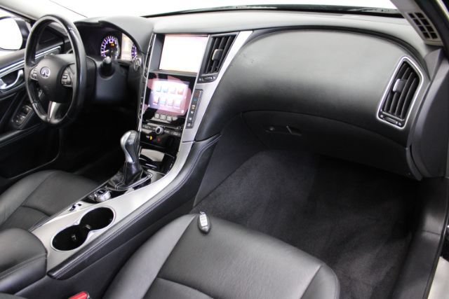 Used 2015 INFINITI Q50 w/ Moonroof Package RWD image 23