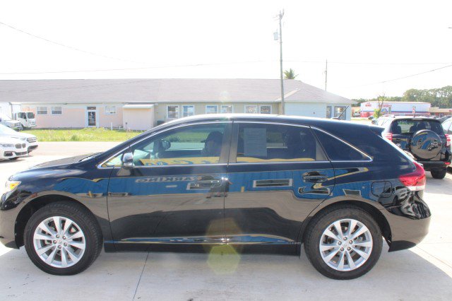 Used 2014 Toyota Venza LE w/ LE Convenience Package FWD image 5