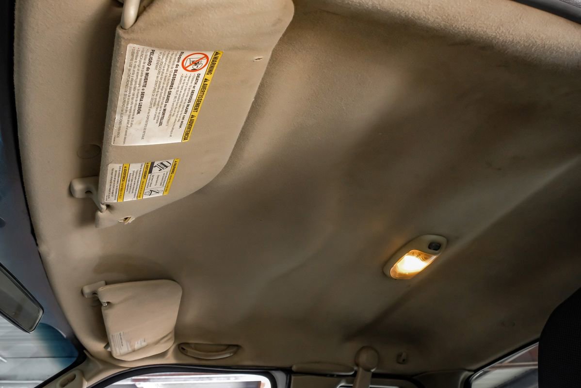 Used 2005 Ford F250 XL image 25