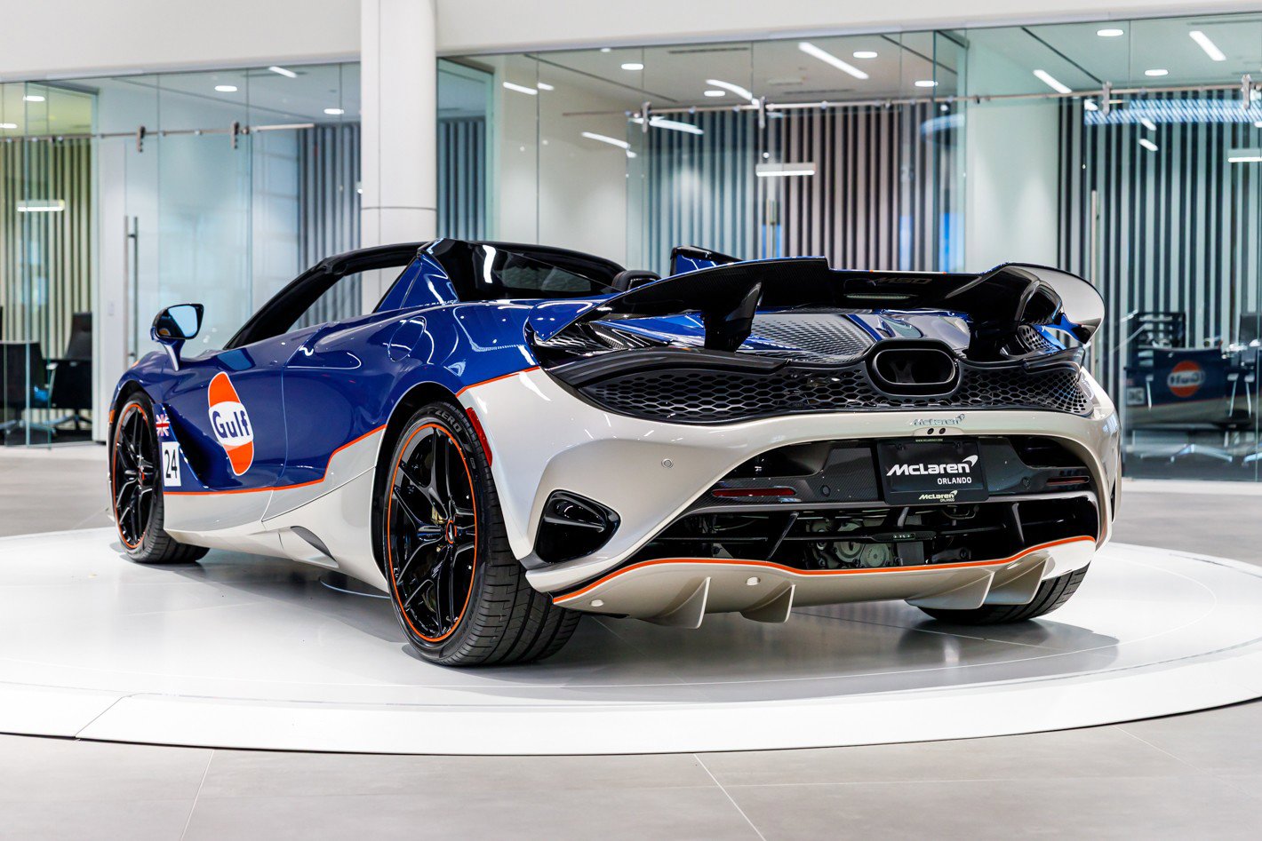 New 2024 McLaren 750S Spider image 12