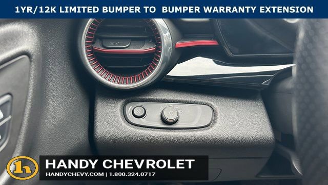 Certified 2025 Chevrolet Trax RS FWD image 21