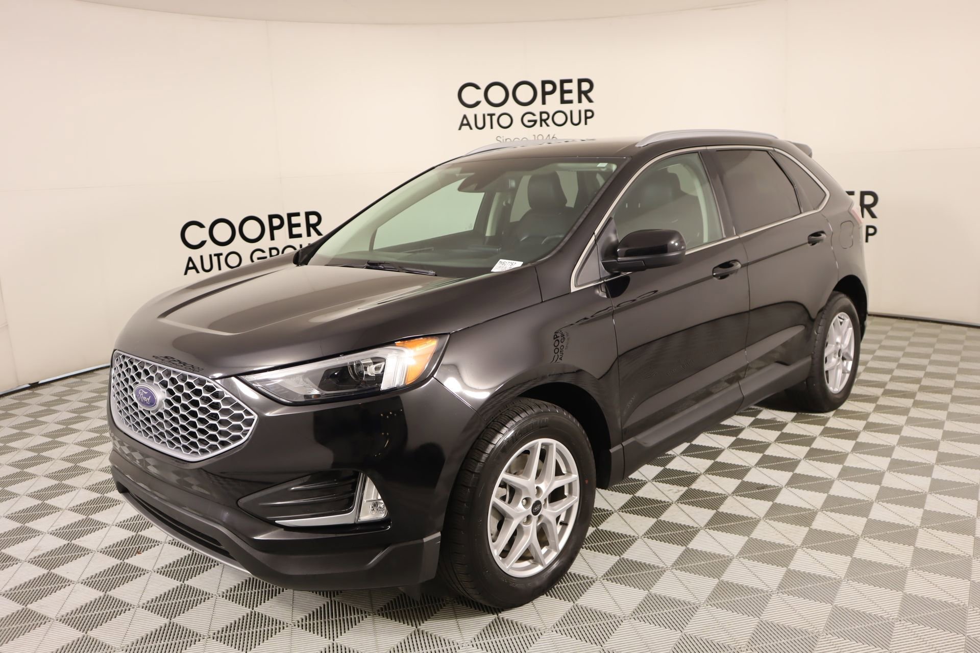 Used 2023 Ford Edge SEL w/ Convenience Package image 10