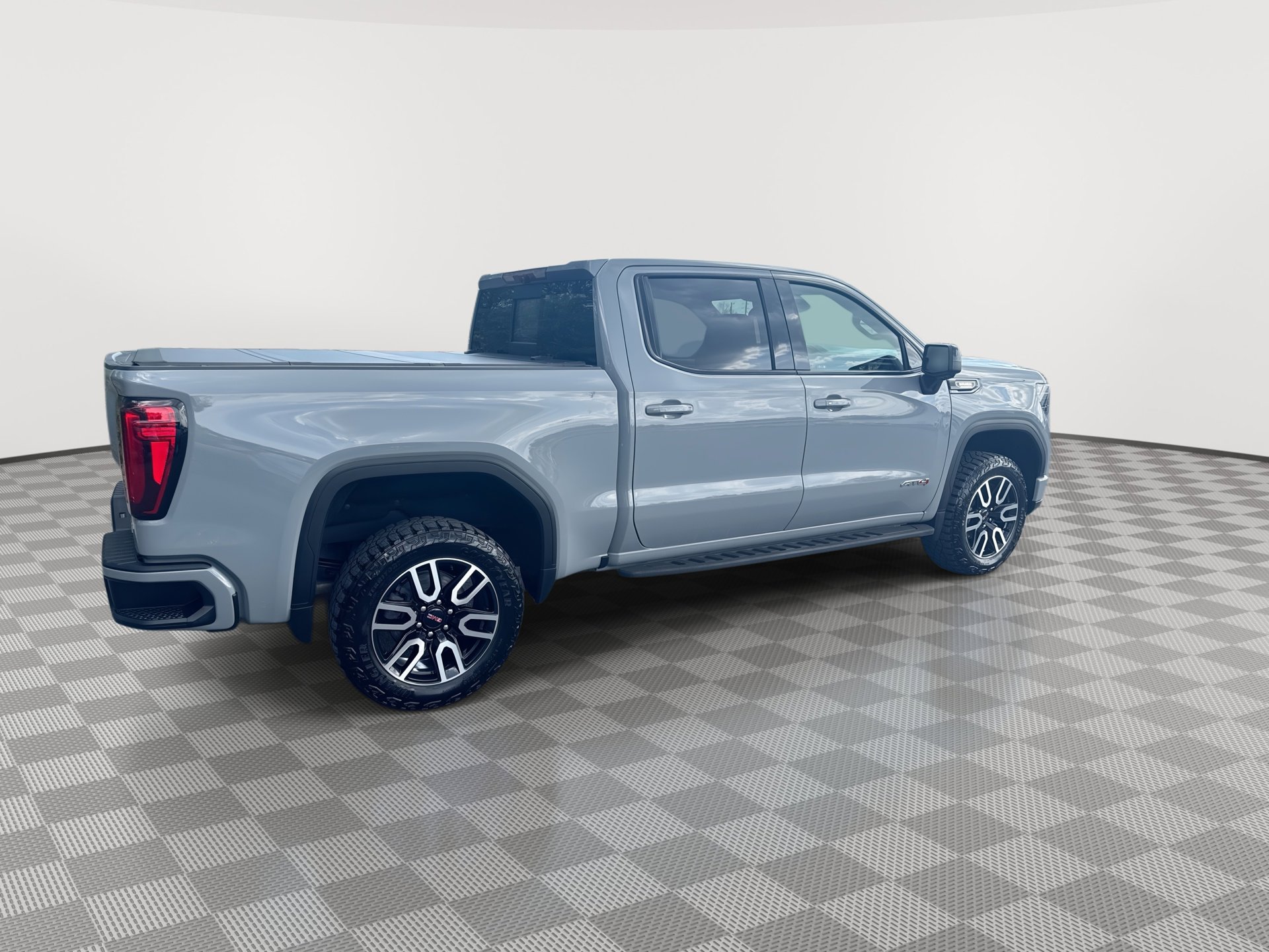 Certified 2024 GMC Sierra 1500 AT4 w/ Technology Package image 8