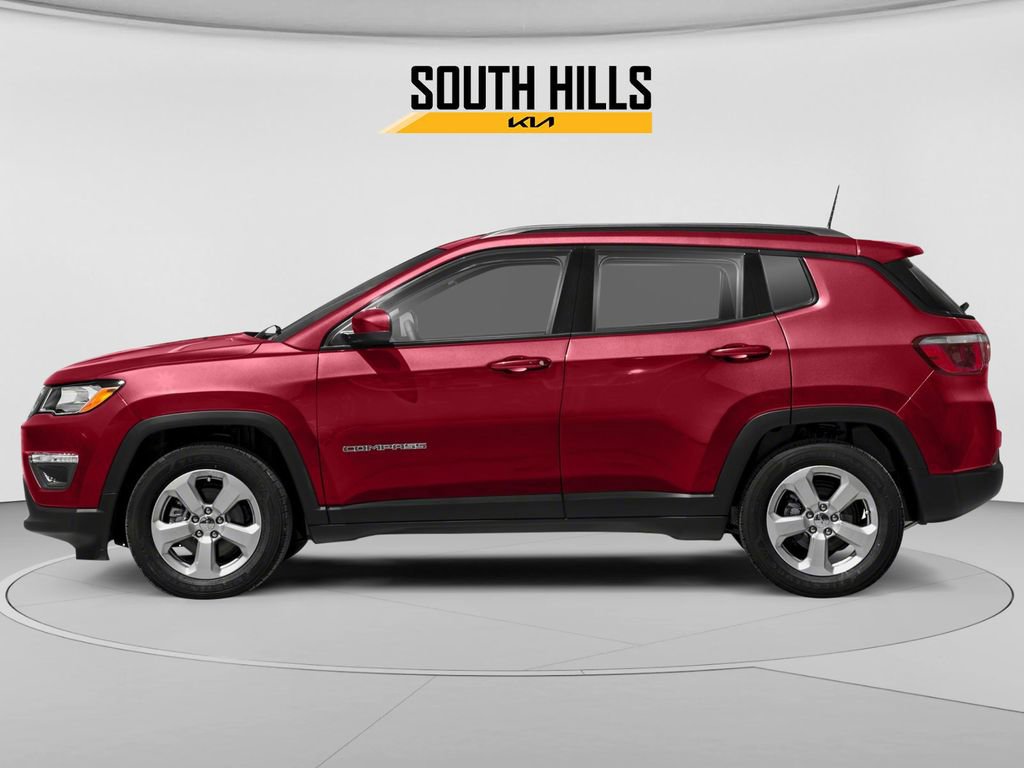 Used 2018 Jeep Compass Latitude w/ Cold Weather Group image 6