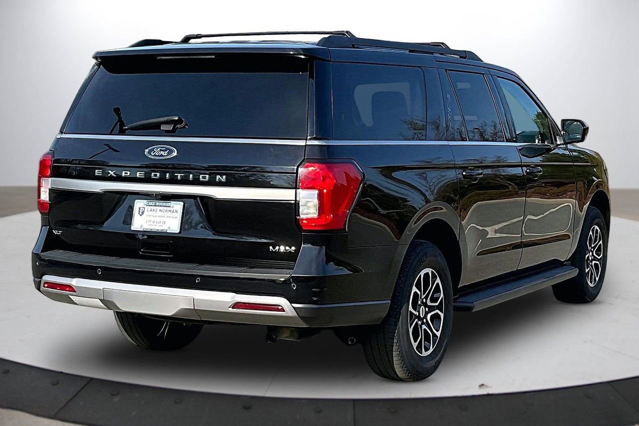 Used 2024 Ford Expedition Max XLT image 9
