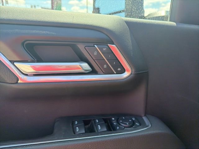 Used 2024 GMC Sierra 2500 Denali w/ Denali Reserve Package AWD/4WD image 15