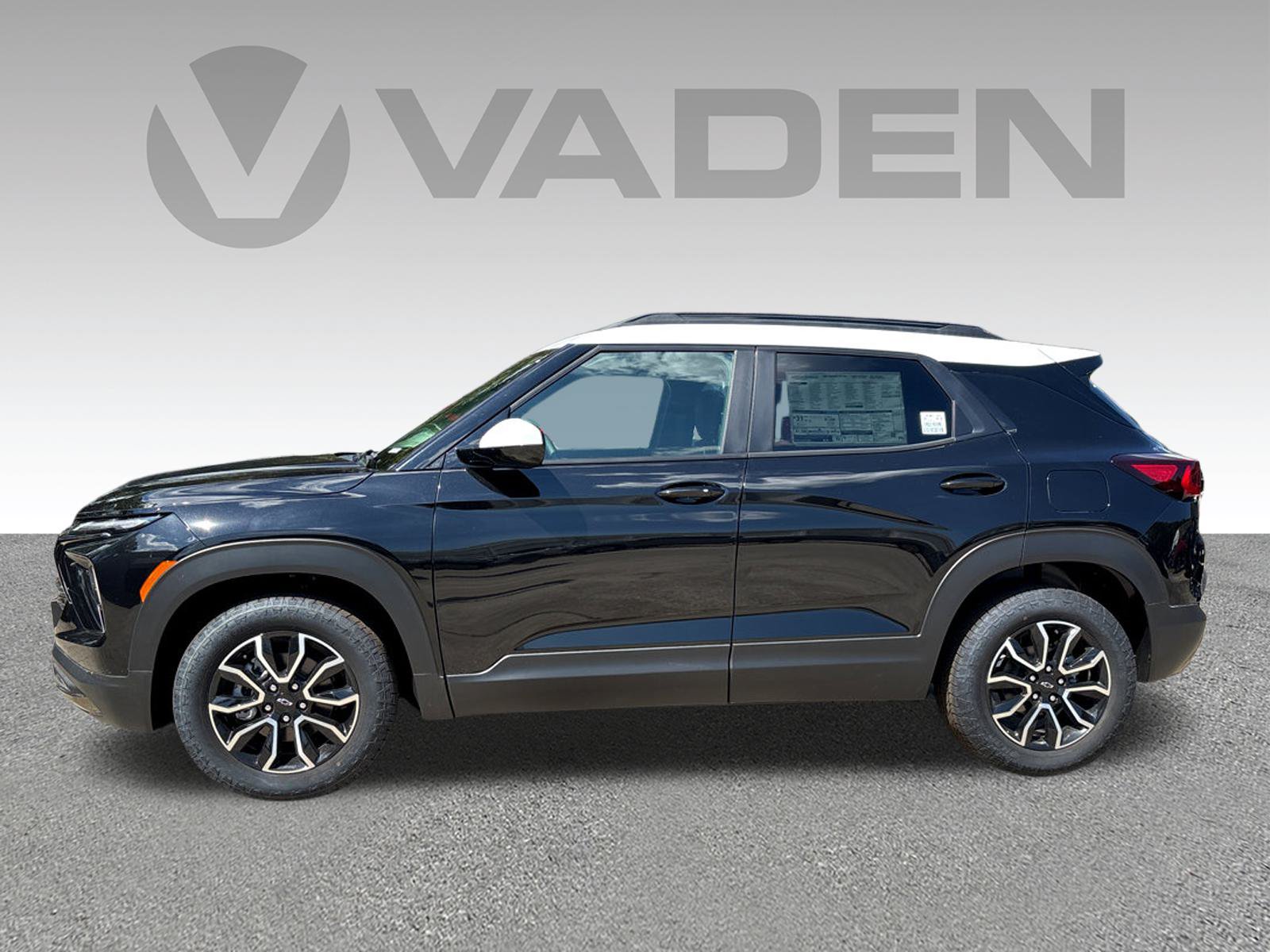 New 2025 Chevrolet TrailBlazer ACTIV w/ Convenience Package FWD image 31
