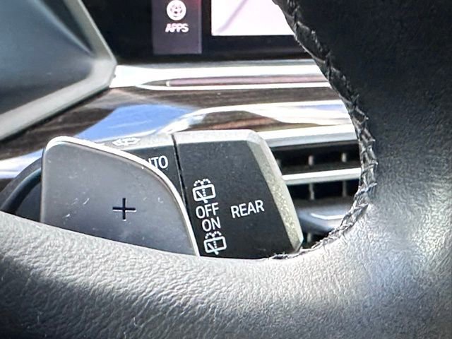 Used 2020 BMW X5 xDrive40i w/ Parking Assistance Package image 17