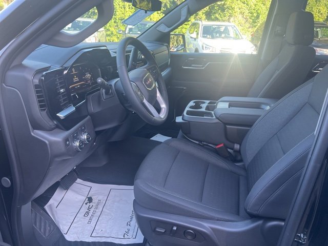 New 2025 GMC Sierra 1500 Elevation image 11