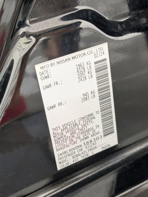 Used 2024 Nissan Altima 2.5 SV FWD image 34
