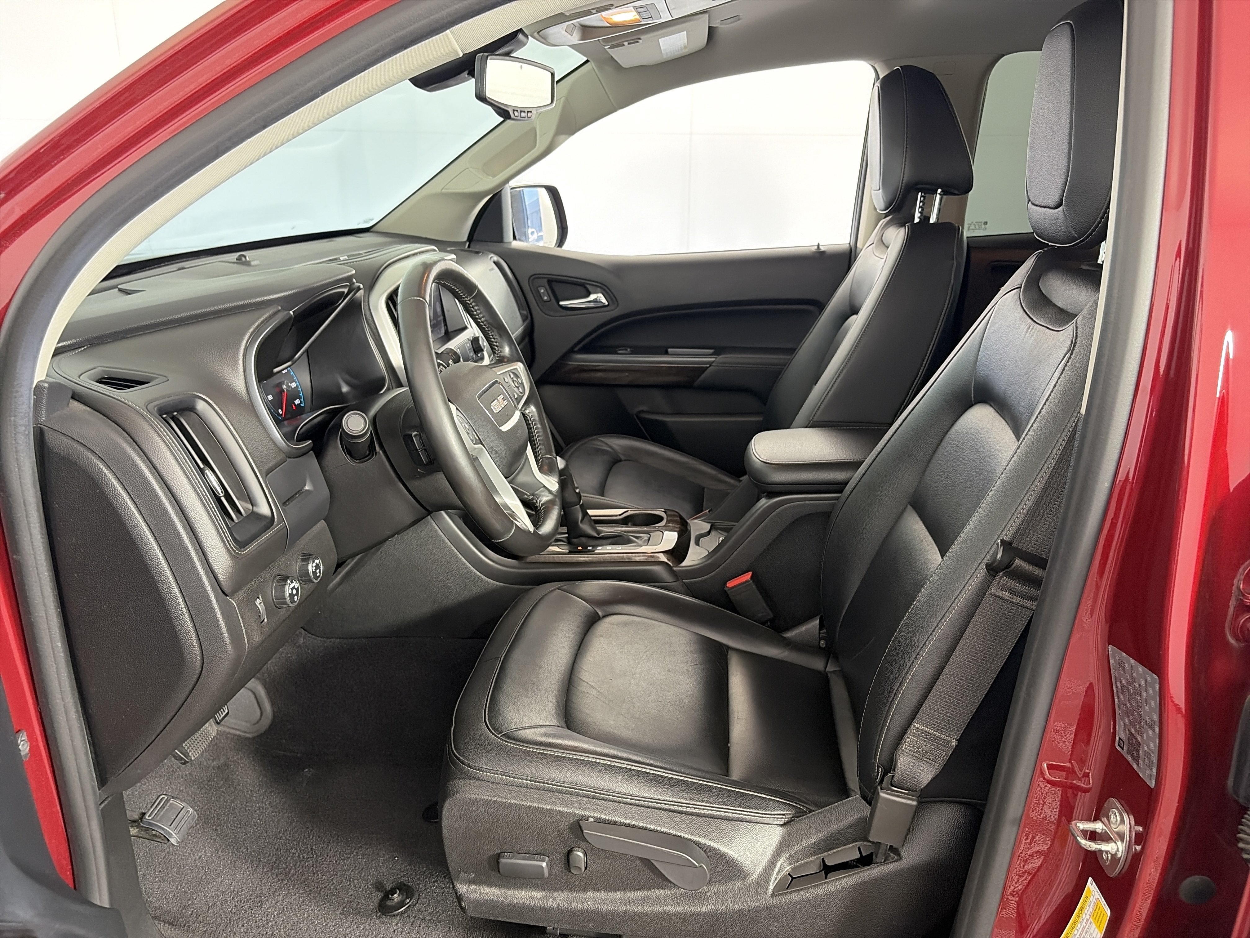 Certified 2020 GMC Canyon SLT w/ Trailering Package AWD/4WD image 7