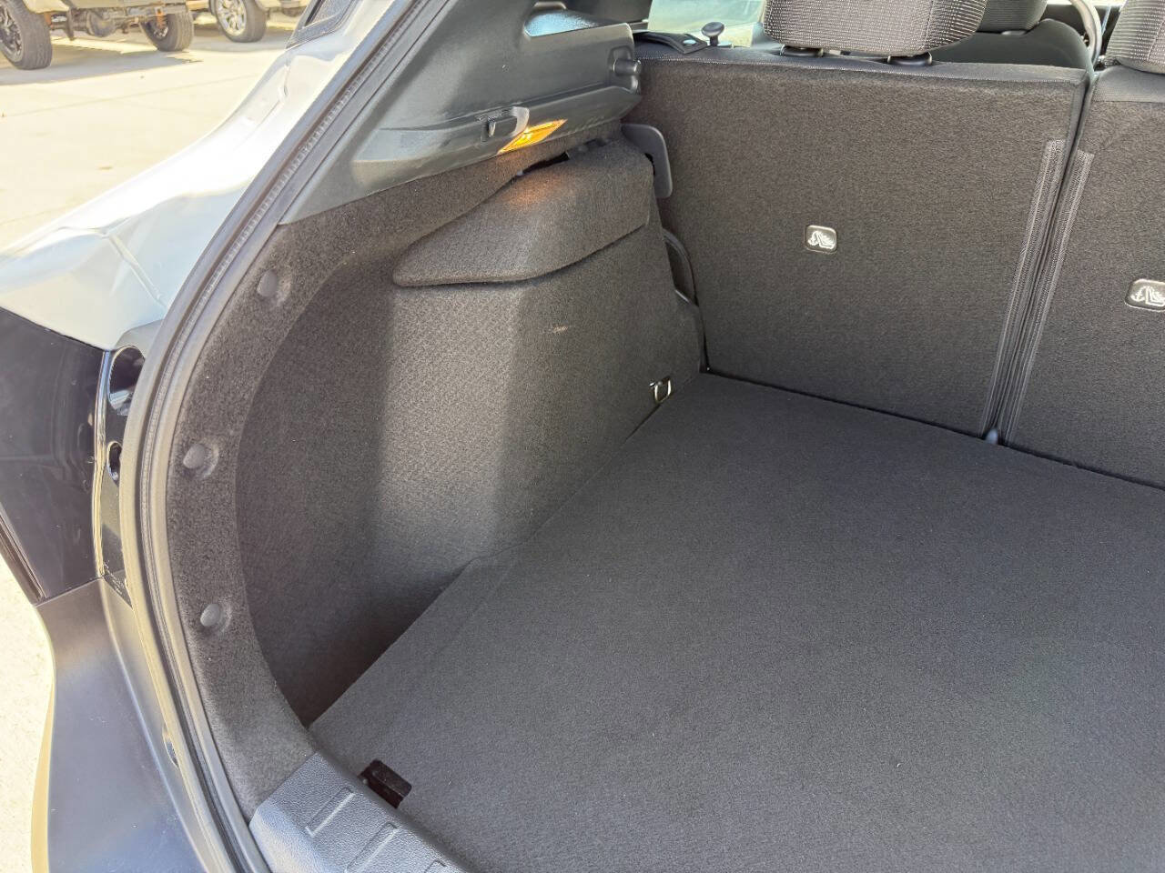 Used 2025 Nissan Kicks S image 27